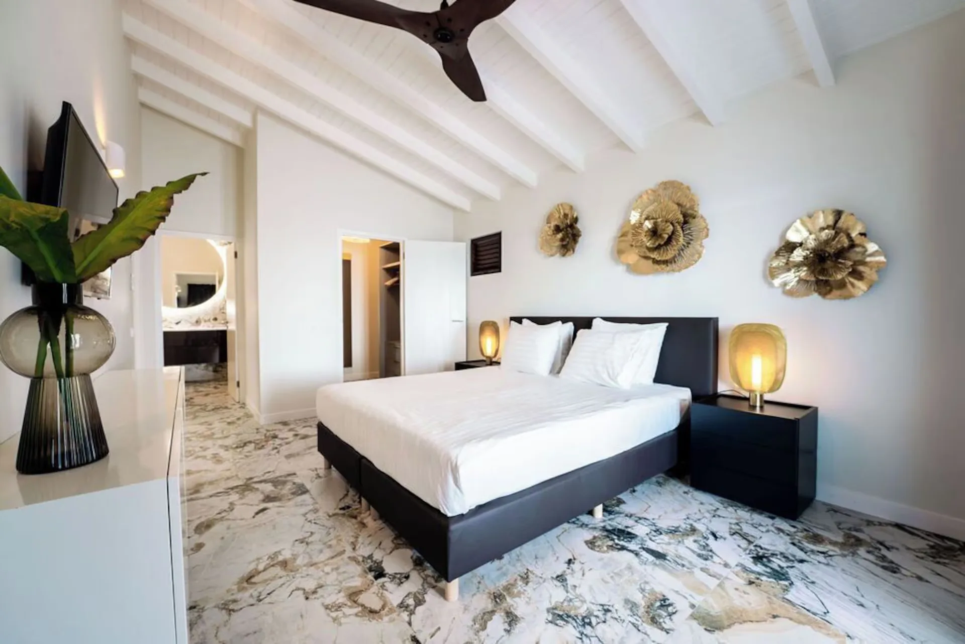 Papagayo Beach Resort 4