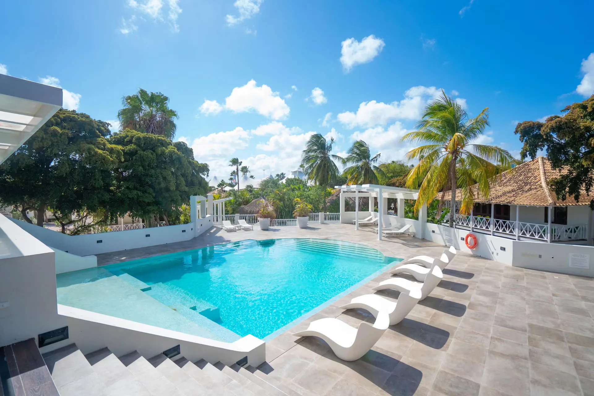 Papagayo Beach Resort 2
