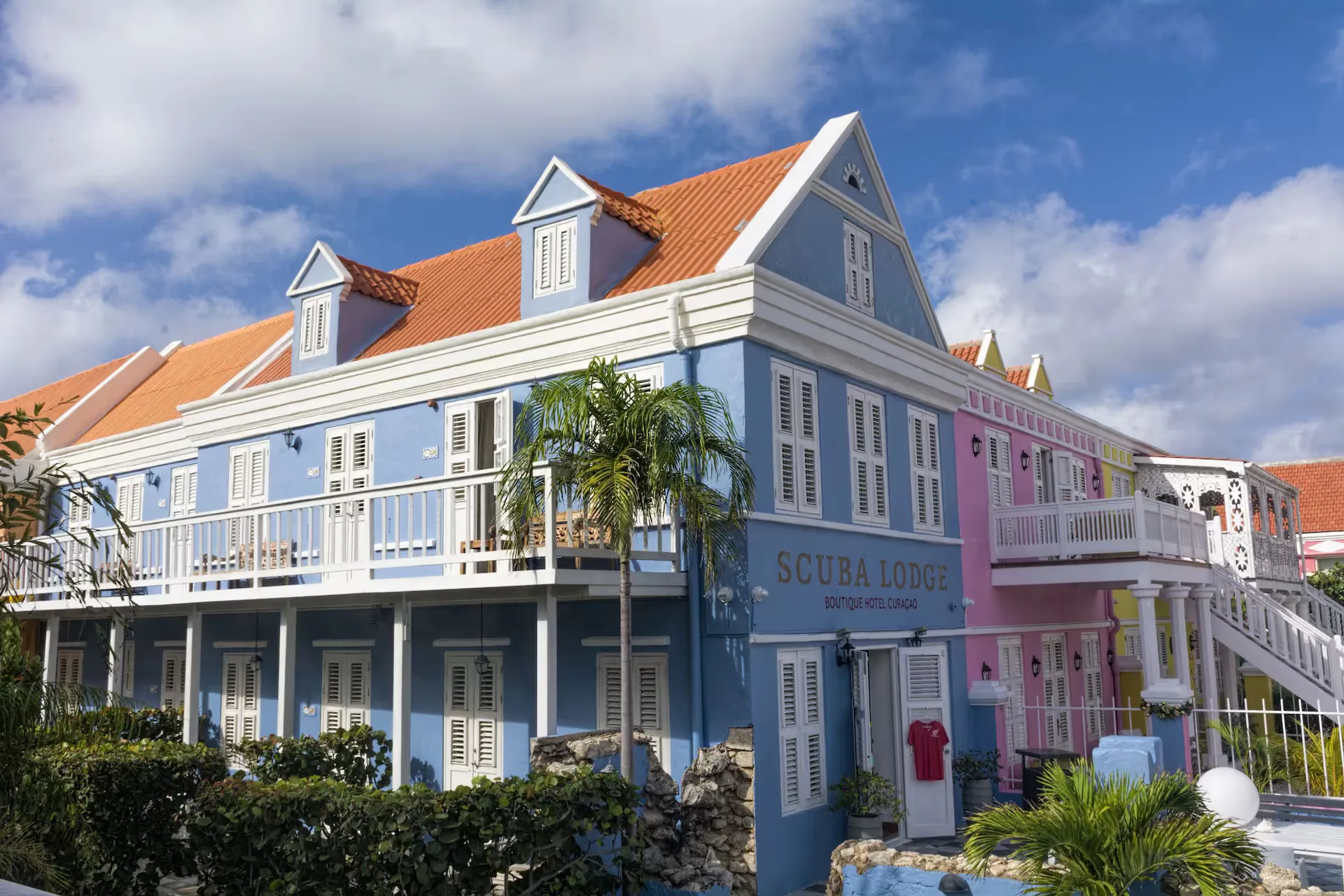 Scuba Lodge & Ocean Suites