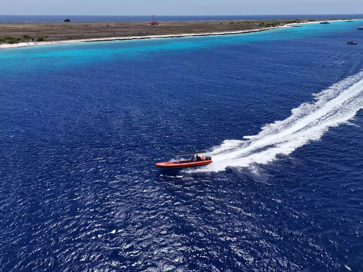 Fastest way to Klein Curacao with the Powerboat​, photo 3