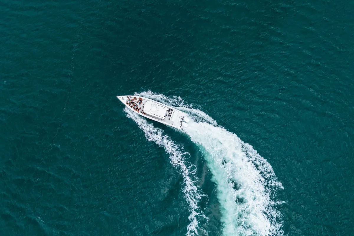 Private 38ft Spanish Water charter, photo 6