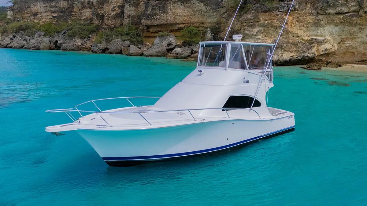 Private yacht on a full-day charter in Curaçao