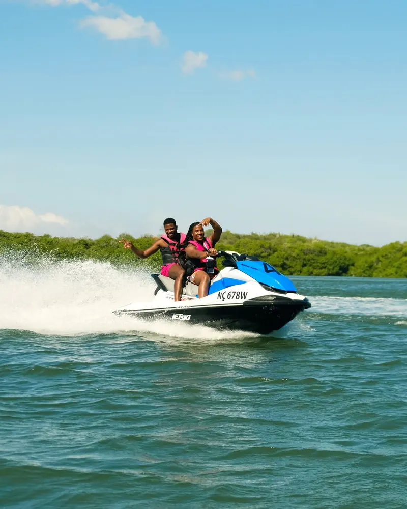 Jet ski tour Piscadera Bay